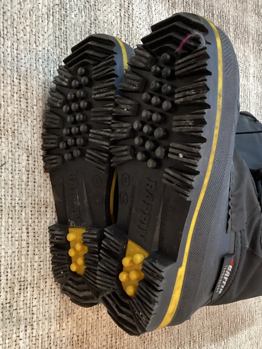 Baffin Black and Yellow Men's Snow Boots
